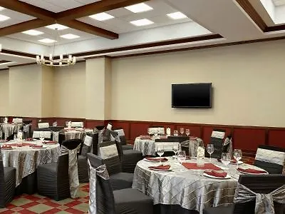 Four Points By Sheraton Calgary Airport 4*,  Canada