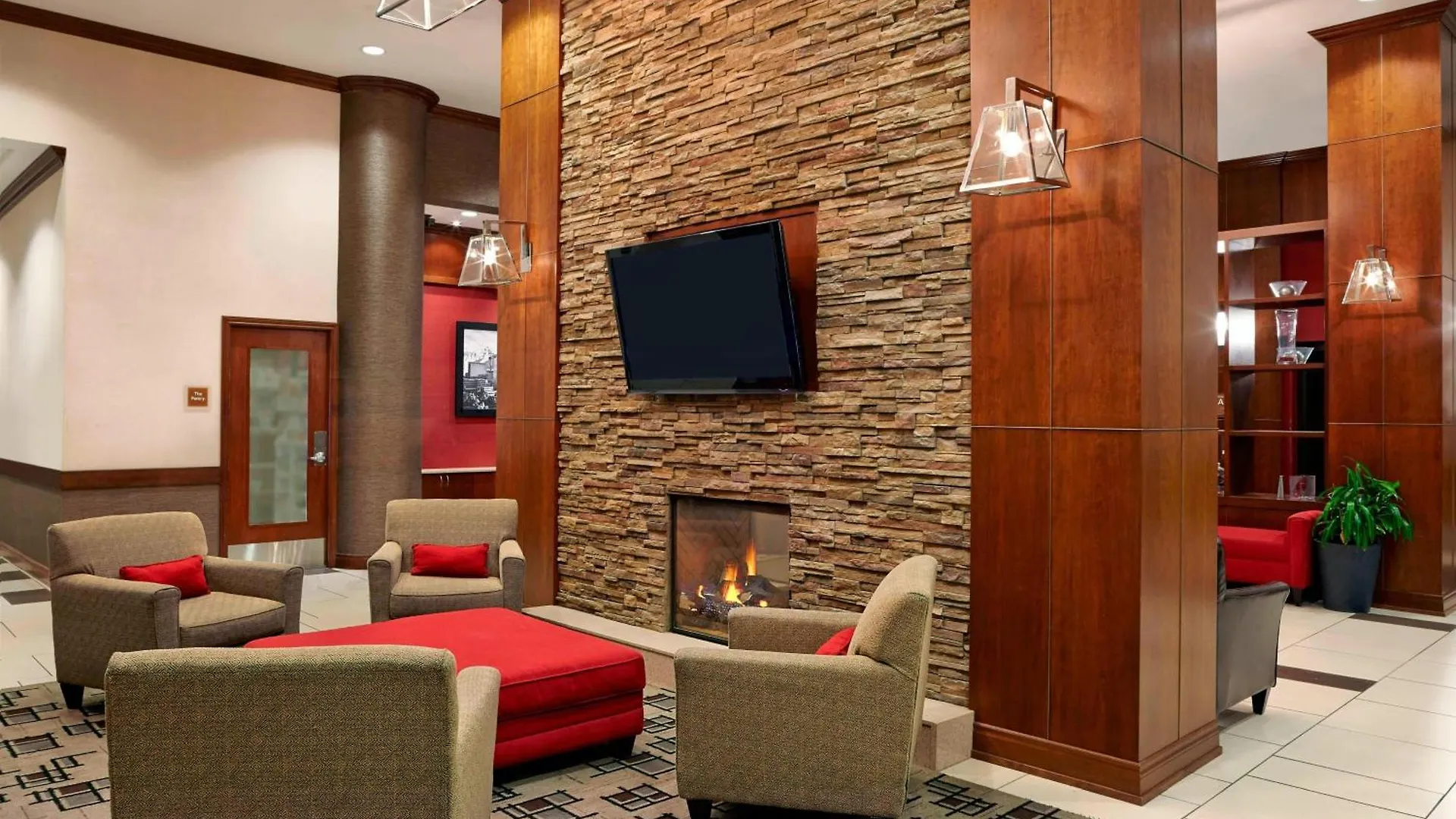Four Points By Sheraton Calgary Airport