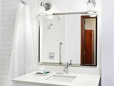 Four Points By Sheraton Calgary Airport Hotel